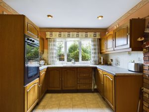 Kitchen area- click for photo gallery